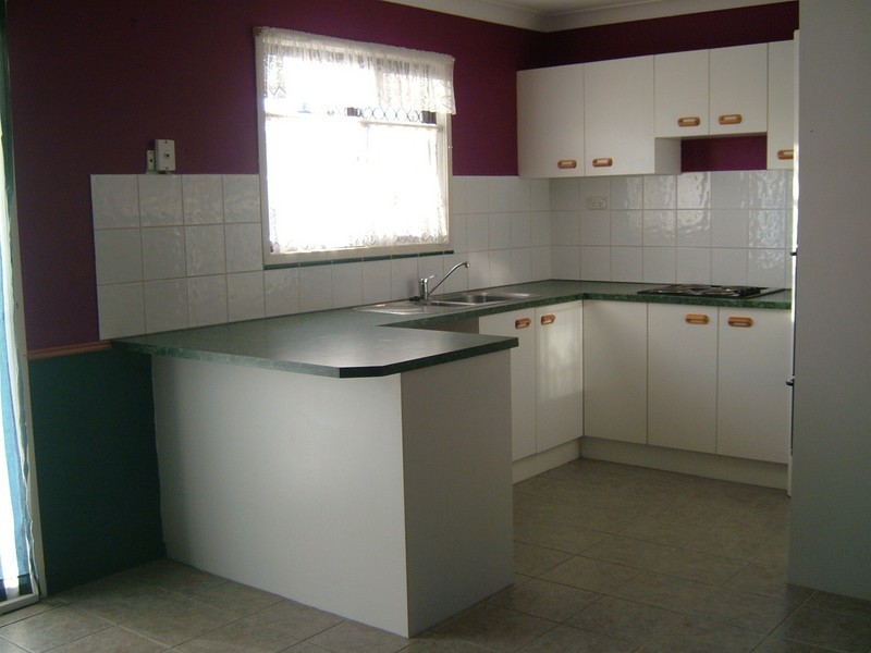 8 DEVINE STREET, Marsden QLD 4132