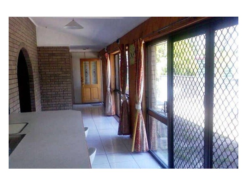 3 Oak Avenue, Browns Plains QLD 4118