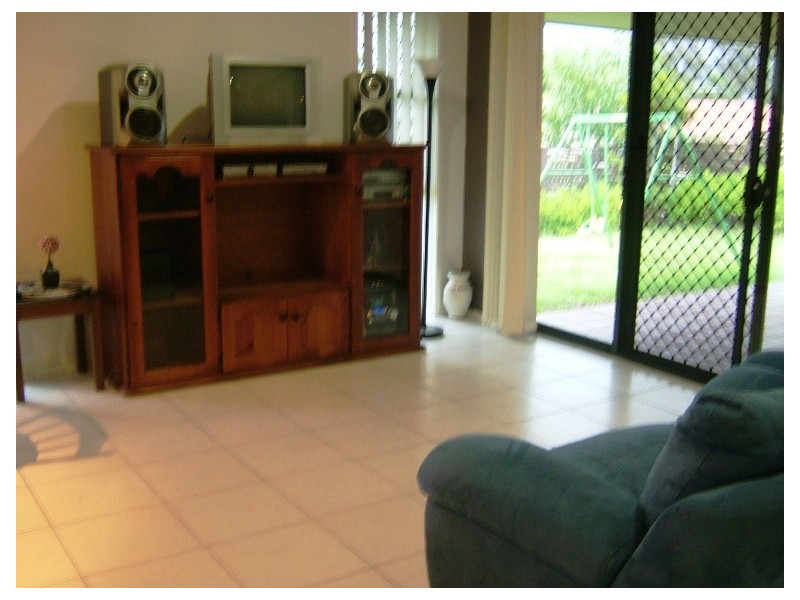 11 BUDAWANG STREET, Parkinson QLD 4115