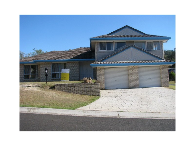 4 Cleveland Place, Stretton QLD 4116