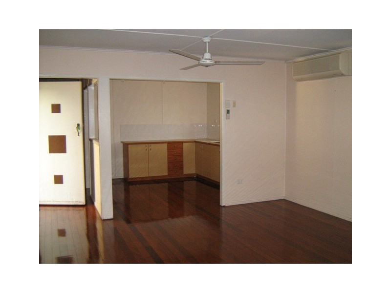 977 BOUNDARY ROAD, Coopers Plains QLD 4108