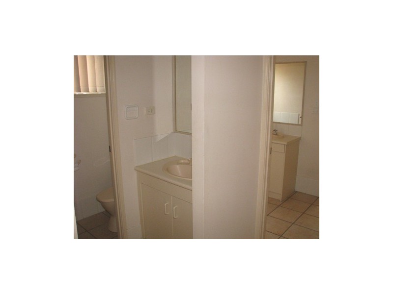 6 Ferguson Place, Coopers Plains QLD 4108