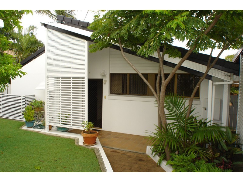 4 Saffron St, Robertson QLD 4109