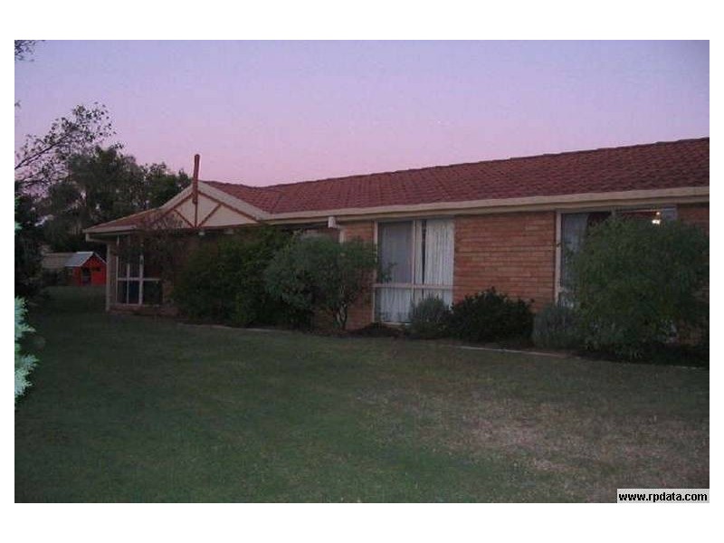 26 Wallaroo Way, Doolandella QLD 4077