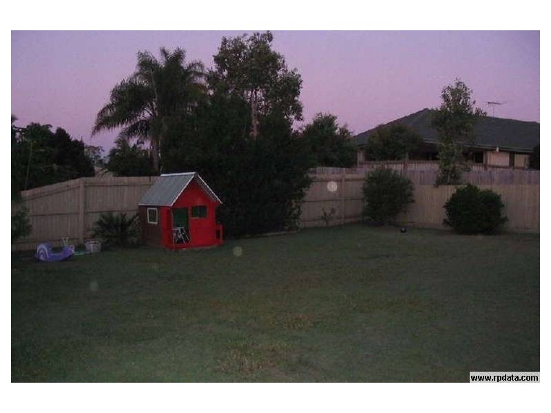 26 Wallaroo Way, Doolandella QLD 4077