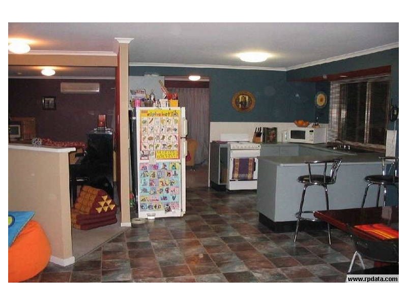 26 Wallaroo Way, Doolandella QLD 4077