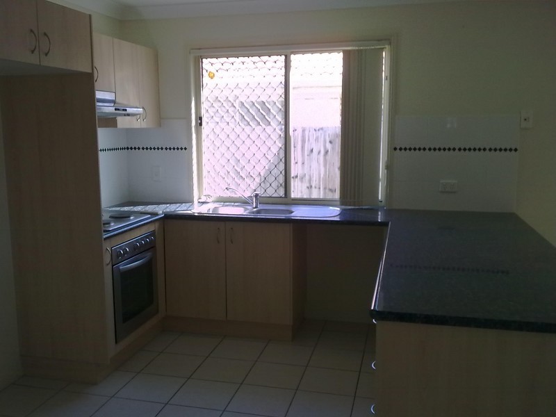 8 Clayton Crt, Crestmead QLD 4132