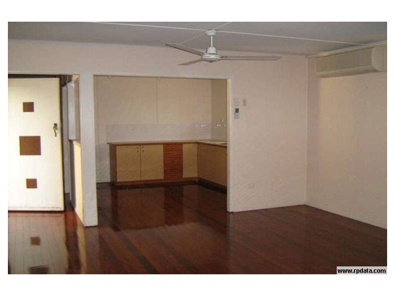 977 Boundary Road, Coopers Plains QLD 4108