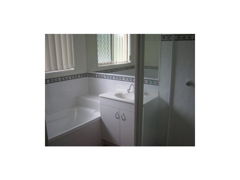 12 Yorkshire Place, Stretton QLD 4116