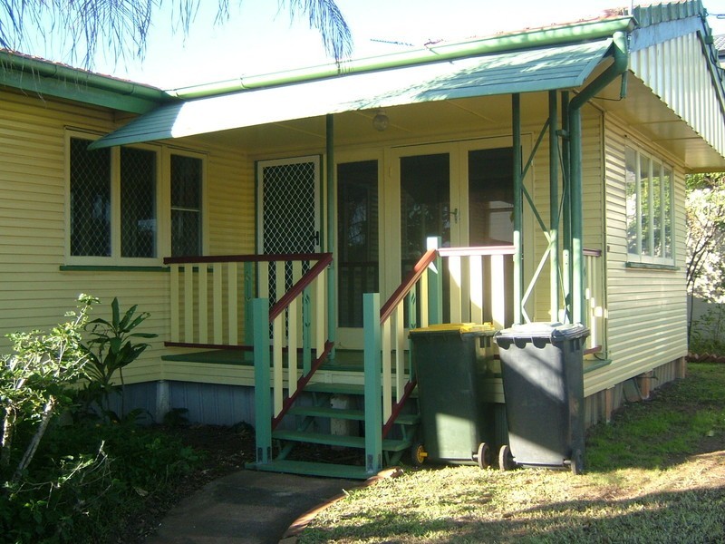 69 Dartmouth Street, Coopers Plains QLD 4108