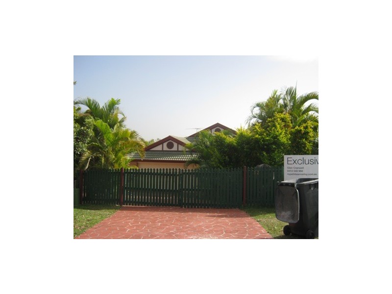 12 Glenroy Place, Parkinson QLD 4115