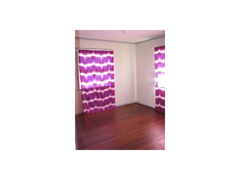 60 Bradman St, Sunnybank Hills QLD 4109