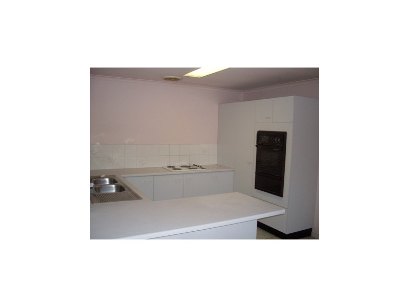 10 Cactus St, Eight Mile Plains QLD 4113