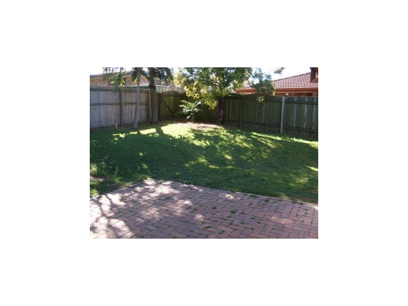 10 Cactus St, Eight Mile Plains QLD 4113