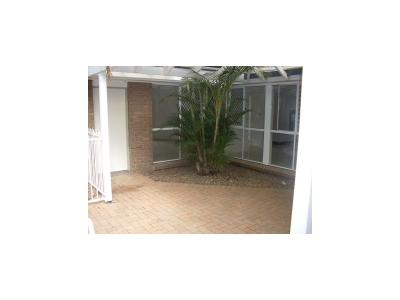 136  Warrigal Road, Runcorn QLD 4113