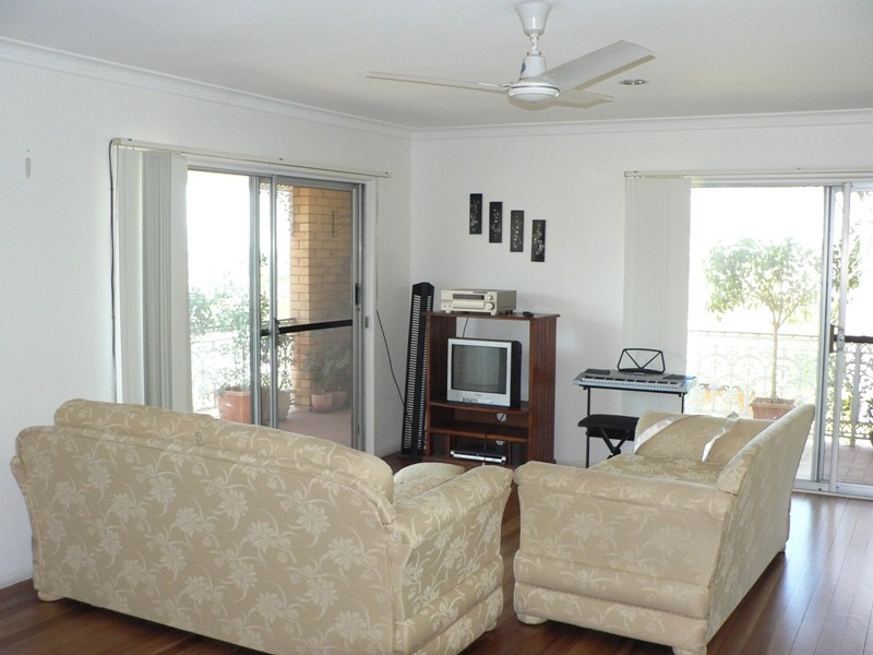 4 Viewpoint Street, Sunnybank Hills QLD 4109