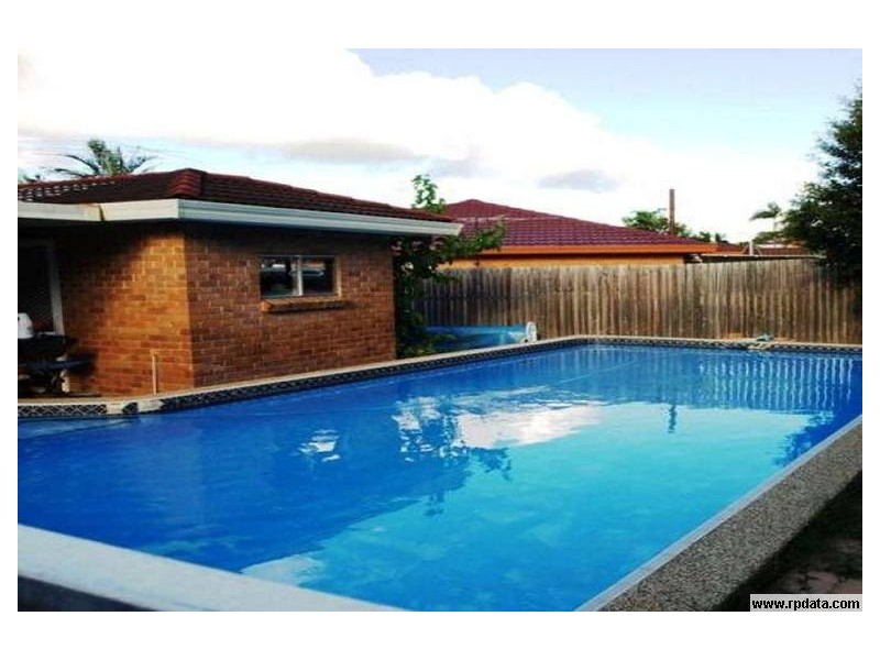 12 Ervatamia Street, Runcorn QLD 4113