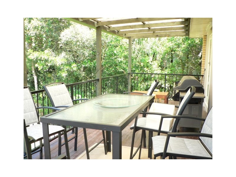 14 PARKWAY ST, Macgregor QLD 4109