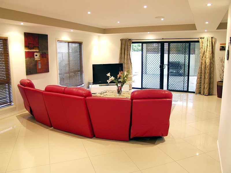 3 AMBER CLOSE, Eight Mile Plains QLD 4113