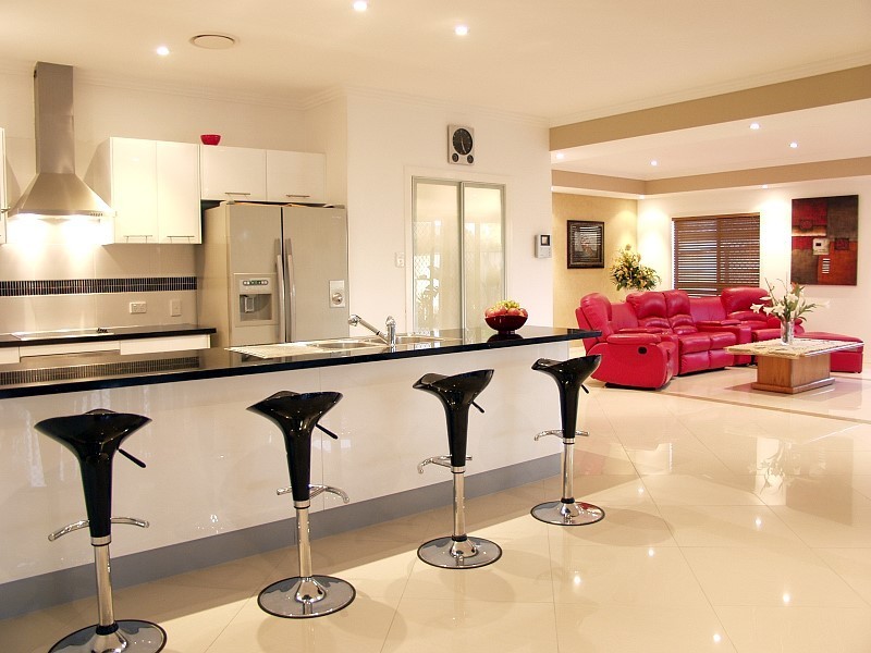 3 AMBER CLOSE, Eight Mile Plains QLD 4113