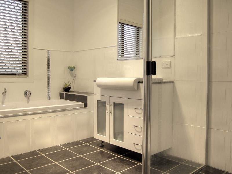 3 AMBER CLOSE, Eight Mile Plains QLD 4113