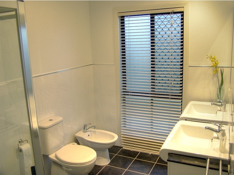 3 AMBER CLOSE, Eight Mile Plains QLD 4113