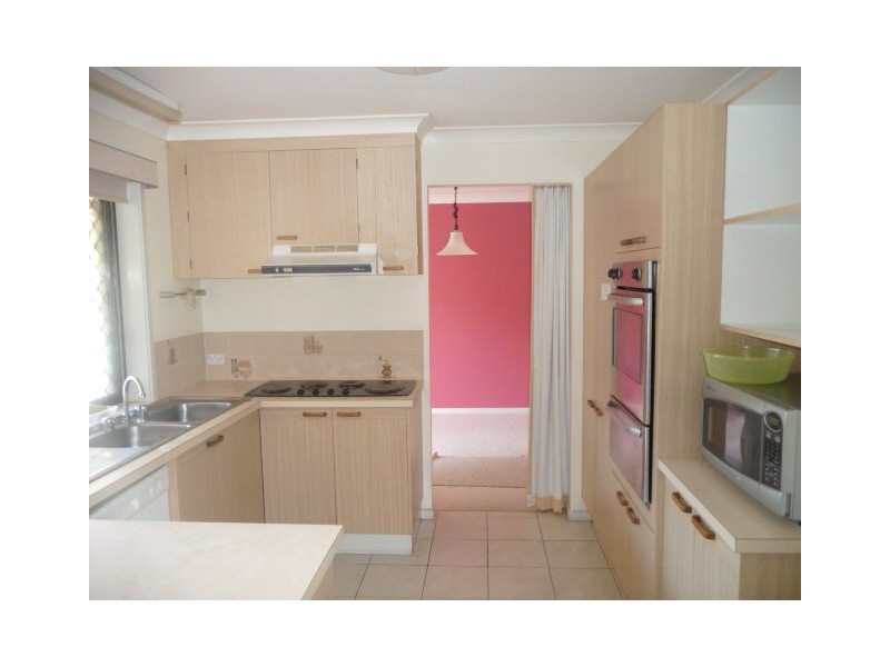 17 Amarna St, Eight Mile Plains QLD 4113