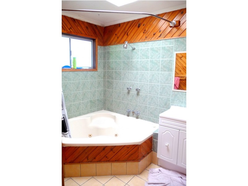 39 MIDDLE ST, Coopers Plains QLD 4108