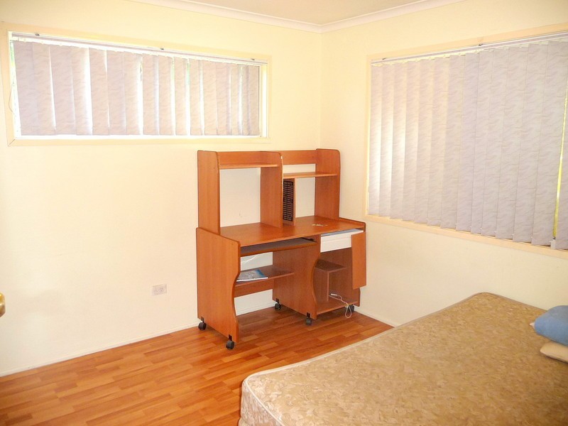 39 MIDDLE ST, Coopers Plains QLD 4108