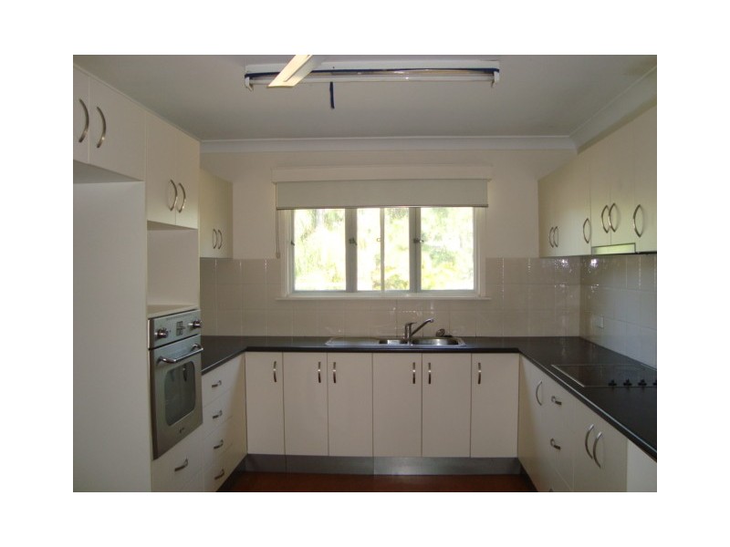 11 Rothon Drive, Rochedale South QLD 4123