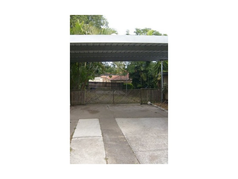 61 Golda Avenue, Salisbury QLD 4107