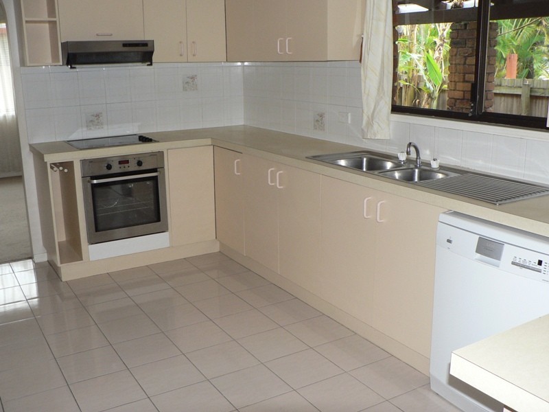 22 Amarna Street, Eight Mile Plains QLD 4113