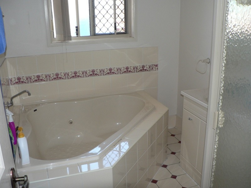 27 Dyson Avenue, Sunnybank QLD 4109