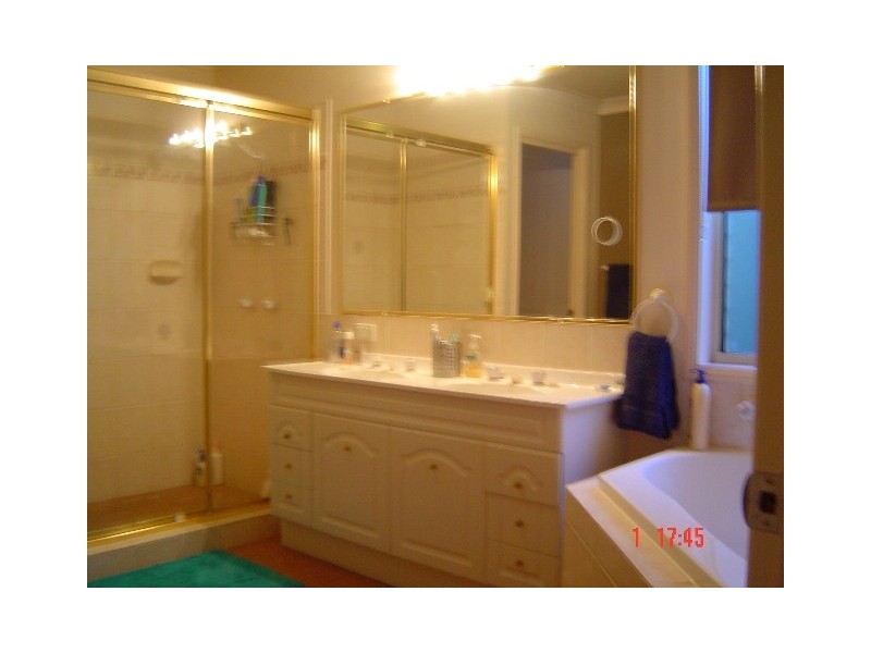 18  Wyalo Street, Parkinson QLD 4115