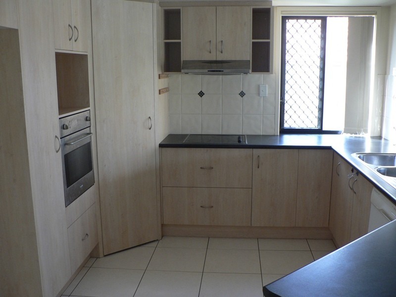 20 Murramarang Drive, Parkinson QLD 4115