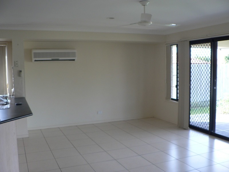 20 Murramarang Drive, Parkinson QLD 4115