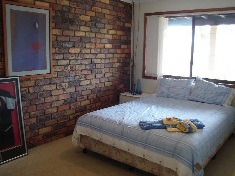 9  Hearnville Street, Robertson QLD 4109