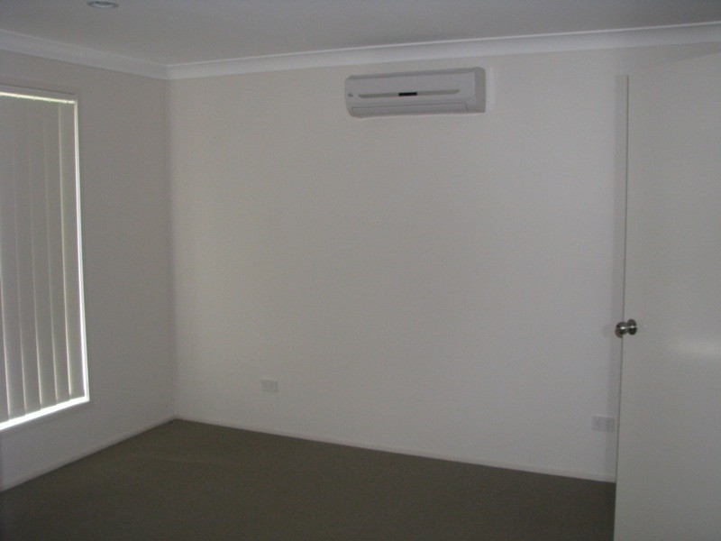 12 Serenity Court, Crestmead QLD 4132