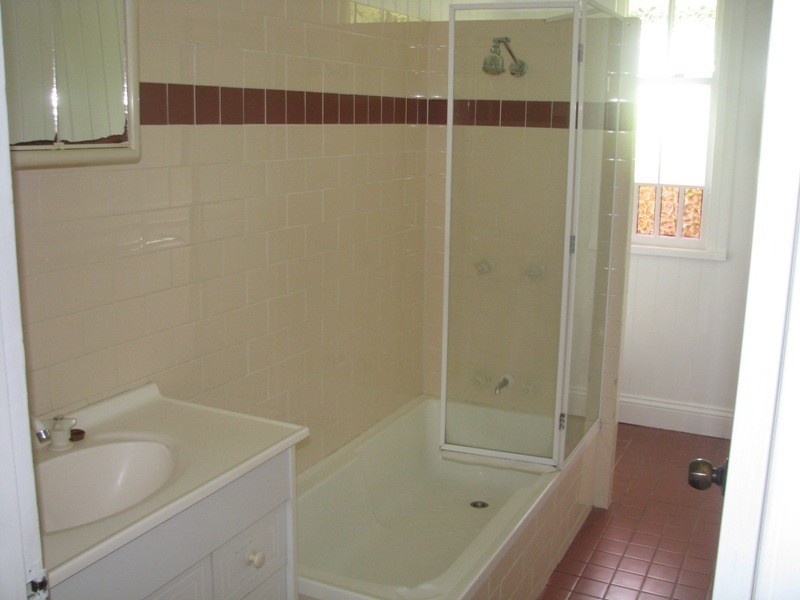 19 Evenwood Street, Coopers Plains QLD 4108