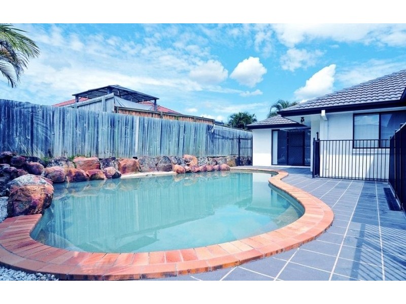 11 Lindfield Street, Parkinson QLD 4115