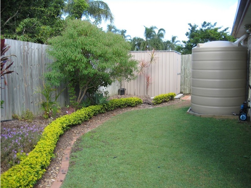 11 Carnegie Close, Parkinson QLD 4115