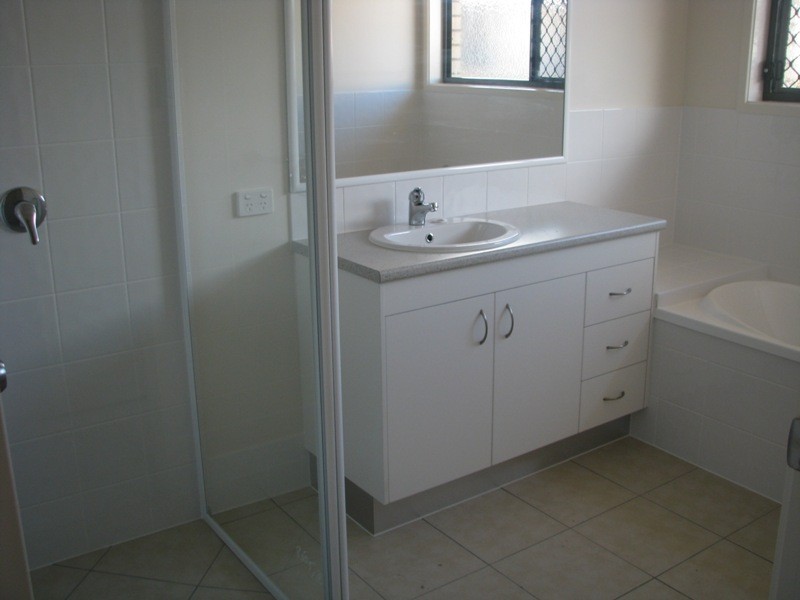 31 Fourth Avenue, Marsden QLD 4132