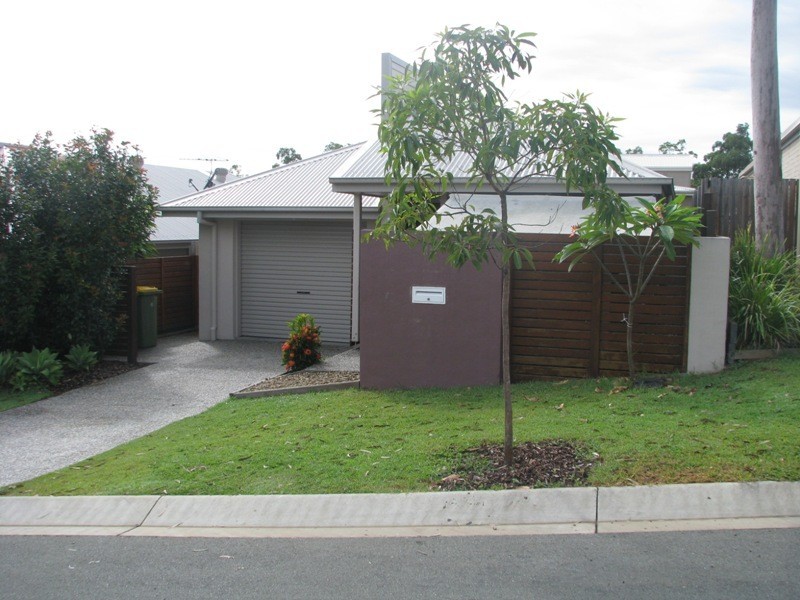 15 Emerald Crescent, Springfield Lakes QLD 4300