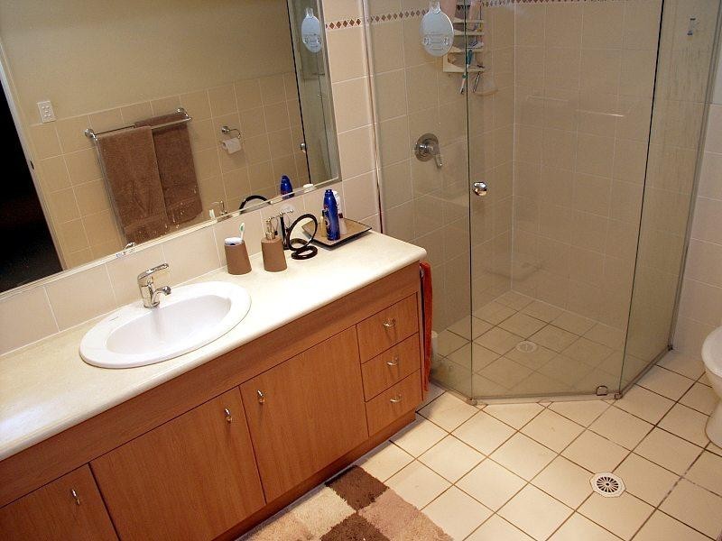 63 Wallum Drive, Parkinson QLD 4115