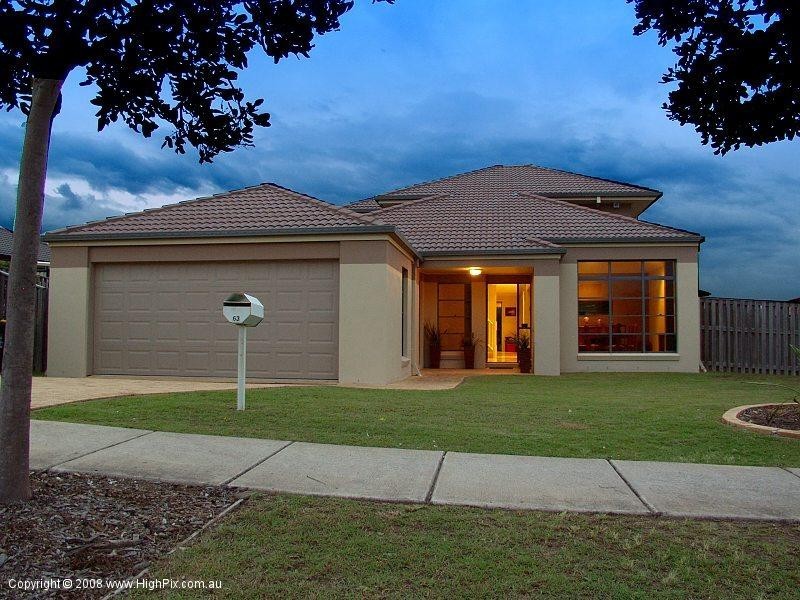 63 Wallum Drive, Parkinson QLD 4115