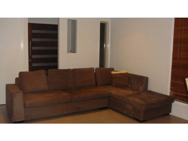 111 Grand Parade, Parrearra QLD 4575