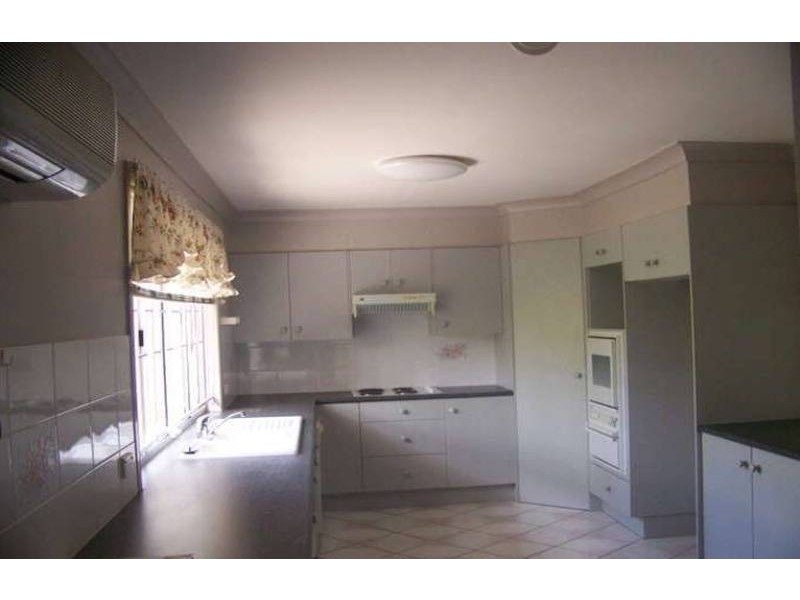 26 Redgum Place, Calamvale QLD 4116