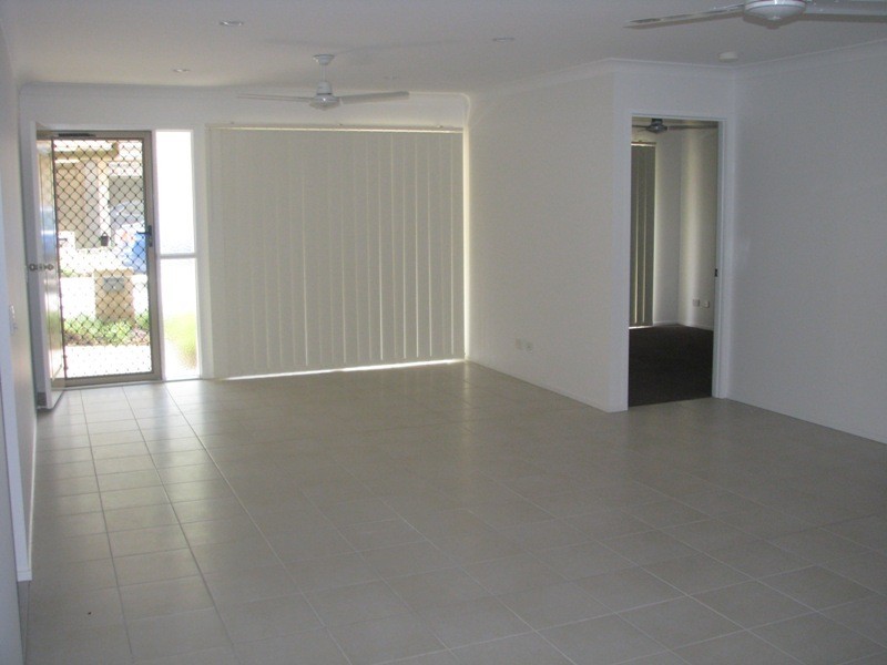 3/52 Freshwater Drive, Berrinba QLD 4117