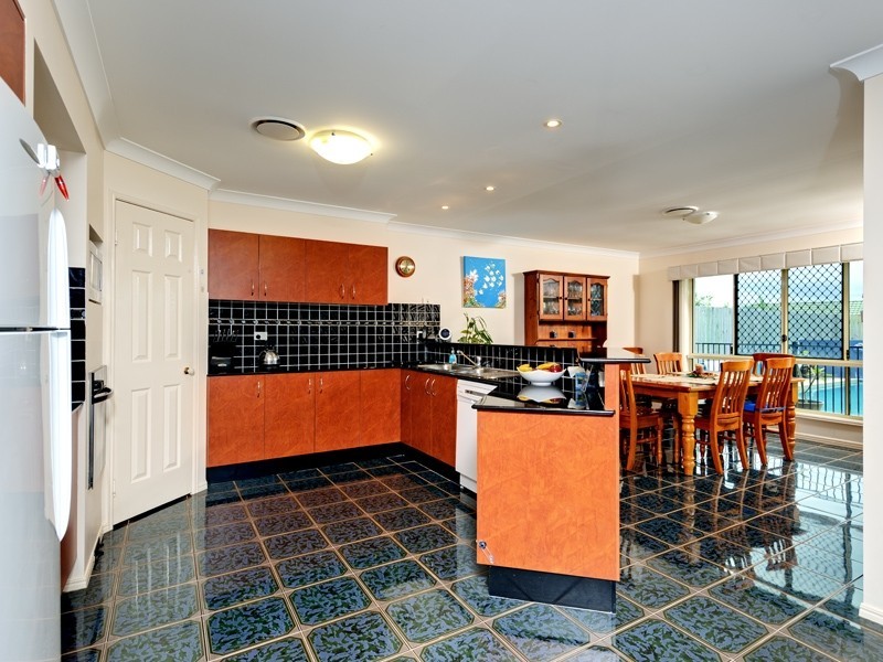 42 Leelaben Place, Eight Mile Plains QLD 4113