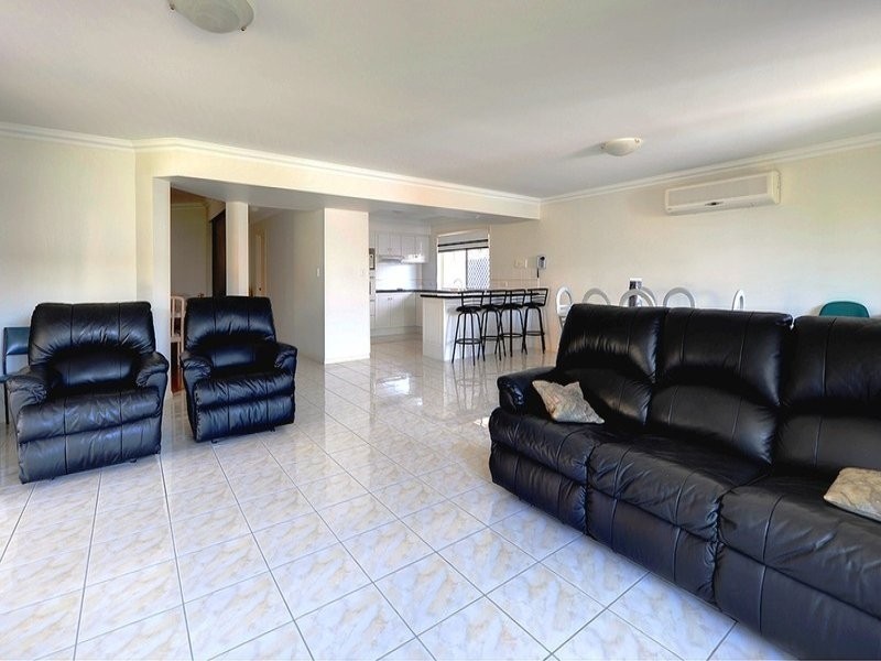 31 GRANDVIEW ST, Kuraby QLD 4112